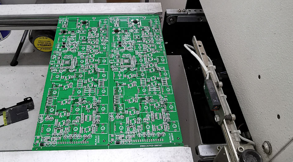 อะไรคือองค์ประกอบหลักในการรับประกันการส่งมอบโรงงาน PCBA ที่ตรงเวลา?